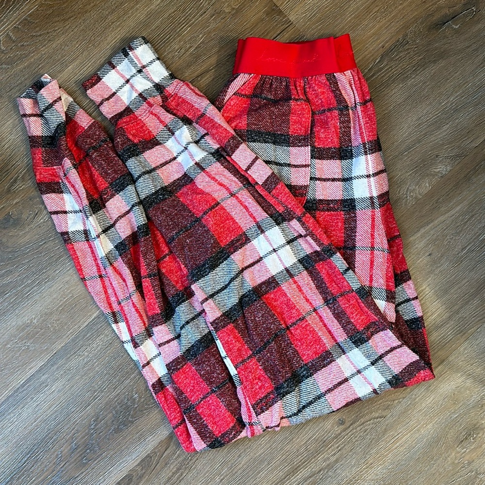 Victoria Secret Pink, Christmas Pjs, soft and plaid, size small